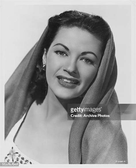 yvonne de carlo pictures|548 Yvonne De Carlo Photos Stock Photos and High。